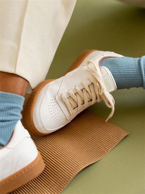 sustainable white sneakers brands.